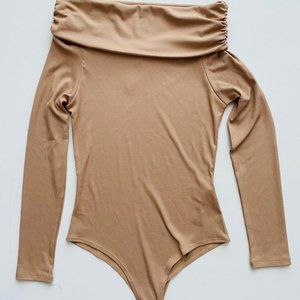 De Base Rib Fold over Off  Shoulder Bodysuit Brown